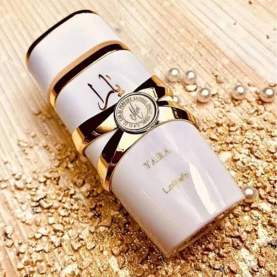 Yara, Yara Candy, Yara Moi & Yara Tous Eau de Parfum Sprays 100ml (3.4 oz) by Lataffa